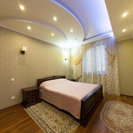 Royal Hotel Zaporizhia Kamer foto